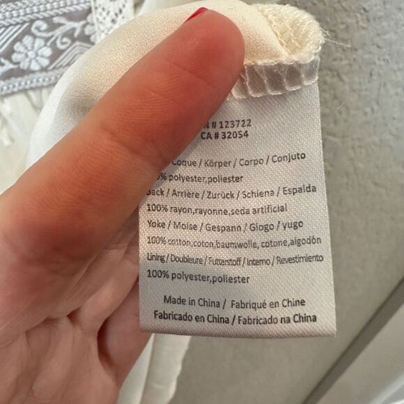 Anthropologie One September Cream Swiss Dot Embroidered Beaded Tank Blouse XS - Picture 4 of 6